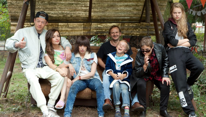 ARD Degeto WIR SIND DIE ROSINSKIS, am Freitag (04.11.16) um 20:15 Uhr im ERSTEN. Die Familie Rosinski © ARD Degeto/Daniela Incoronato, honorarfrei - Verwendung gemäß der AGB im engen inhaltlichen, redaktionellen Zusammenhang mit genannter Degeto-Sendung und bei Nennung "Bild: ARD Degeto/Daniela Incoronato" (S2). ARD Degeto/Programmplanung und Presse, Tel: 069/1509-335, degeto-presse@degeto.de